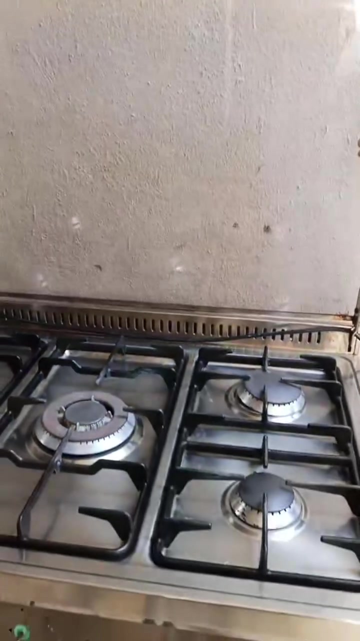 نضيف جدا... 
سغره 200 قفل
كركوك
*********** ولتساب
