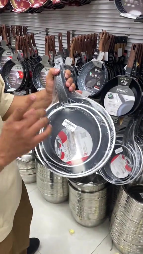 حصريًا لدى مجمع الدار! أفضل الأسعار وأقوى العروض بانتظاركم في فروعنا:  📍 الفرع الأول: بغداد، حي الجامعة، شارع الربيع، مقابل جامع حي الجامعة 📍 الفرع الثاني: بغداد، حي العدل، شارع الربيع، مقابل قطاع العدل الصحي 📍 الفرع الثالث: بغداد، العامرية، شارع العسل  🚚 خدمة التوصيل: لجميع محافظات العراق   📞 للاستفسار: ***********  تابعنا على إنستغرام للحصول على المزيد من العروض والمنتجات: ttps://instagram.com/al.darr?igs استكرام الخاص hid=1910uh https://instagram.com/al.darr ?igshid=19t0uh 
