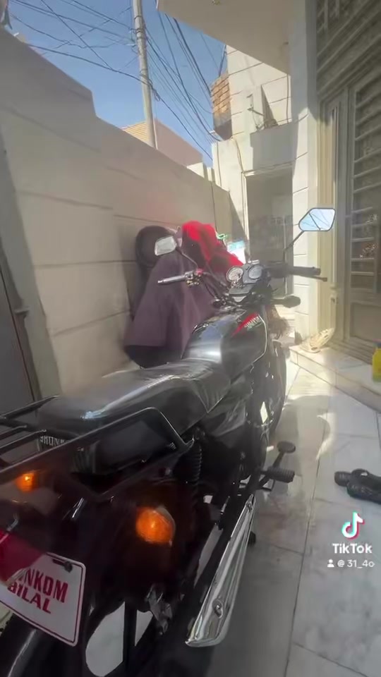 درجه شاينك 5كير للبيع الدرجه نكرت سلف مفوله برغي مامفتوح بيه كفاله محرك وشاصي وكهربيت الدرجه نشطه اوماعيزه شي بيه بس ضربه بلا تانكي بسيطه اورق اسكنر موديل 2026 مكاني كربلاء لتوصل ***********
