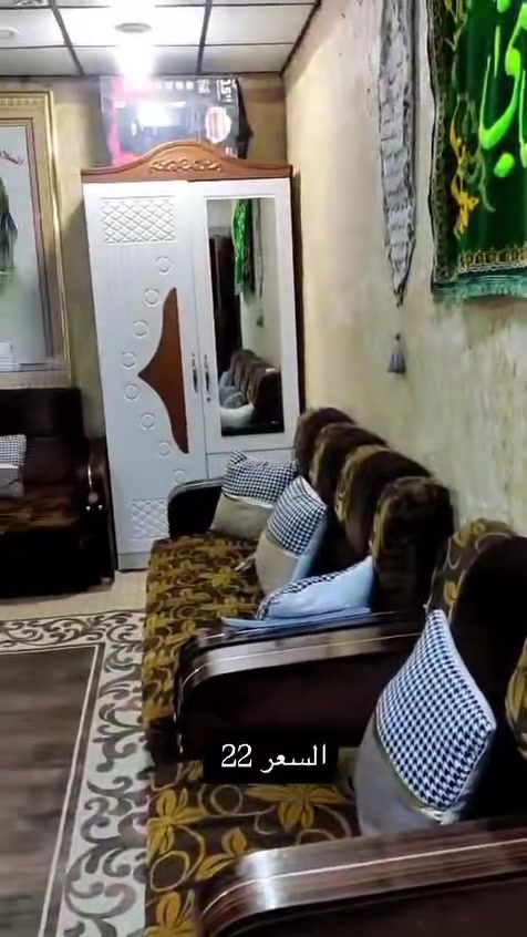 🏠 بيت للبيع – الزبير

📍 الموقع: مجاور مستشفى الزبير
📐 المساحة: 250 م²
🏡 الحالة: بيت تجاوز، غير مشمول بالإزالة
✨ البيت نظيف جداً ومرتب

يتكون من:
• غرفتين كبار
• صالة
• مطبخ
• صحيات

💰 السعر: 22 مليون فقط

📞 للتواصل:
***********
***********

🏢 عقارات كميل – ثقتكم هدفنا
