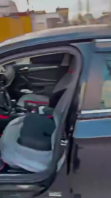 �🖤 بردات سحب أسود من مصنع سكراب ريسا 🖤🚗
✨ خلي سيارتك أريح وأكثر خصوصية!
بردات سحب أسود بجودة عالية، تصميم عملي وسهلة الاستخدام، ومناسبة لمختلف أنواع السيارات.

🔹 للسيارات 4 أبواب:
📦 تخم 4 قطع سحب أسود — قطعة لكل باب.

🔹 لسيارات التك قمارة 2 باب:
📦 تخم 2 قطع سحب أسود — للأبواب الجانبية.

✅ قماش قوي ومتين
✅ يحجب الضوء ويزيد الخصوصية
✅ شكل أنيق داخل السيارة
✅ سحب يدوي سهل مثل الستارة العادية
✅ تفصيل مناسب حسب نوع السيارة
✅ صناعة محلية – مصنع سكراب ريسا
✅كل هاذا وبسعر 40 الف فقط مع التوصيل

📩 لطلب التخم:
أرسل لنا اسم و موديل السيارة حتى نساعدك بالتأكد من المقاس المناسب.

🚚 التوصيل متوفر لجميع المحافظات العراقية.

🔥 اطلب الآن وخلي سيارتك أكثر خصوصية وأناقة!

📞 للاستفسار والطلب: راسلنا على الخاص
( *********** )
