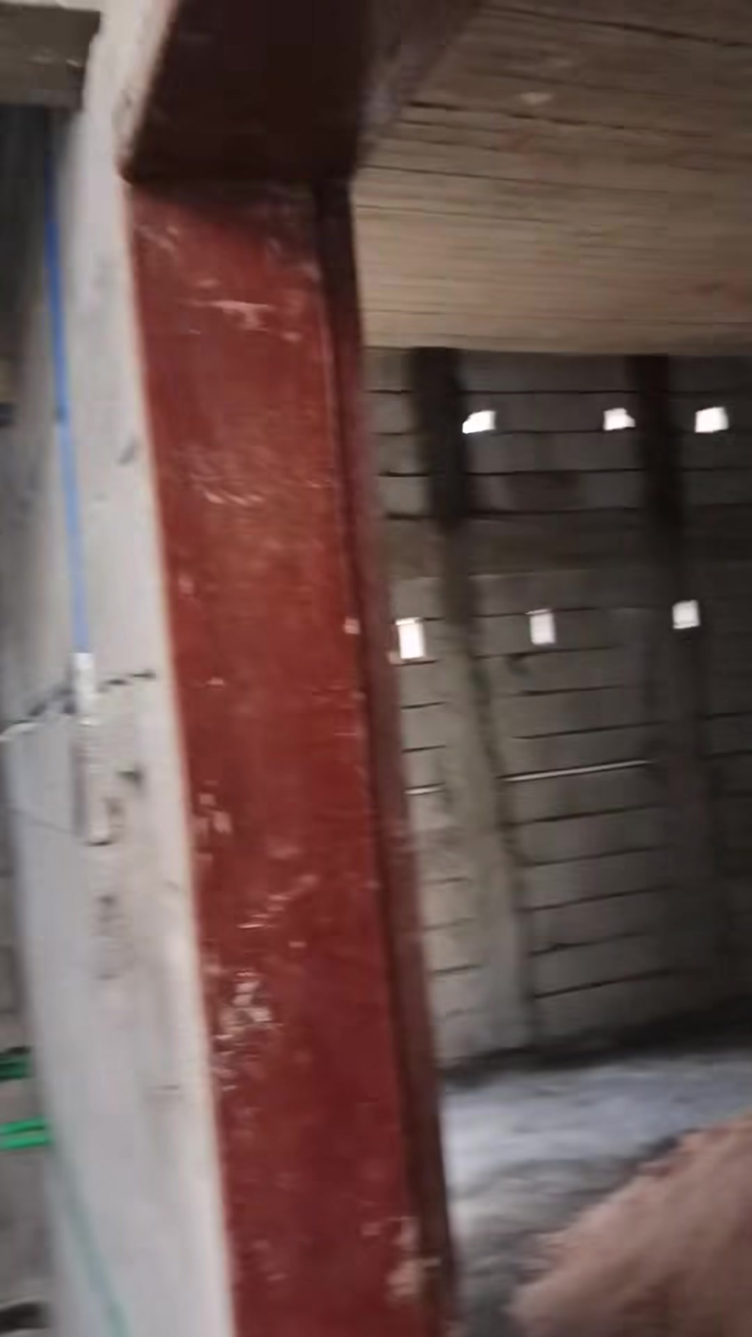 نضيف • دقّه • مصاطر