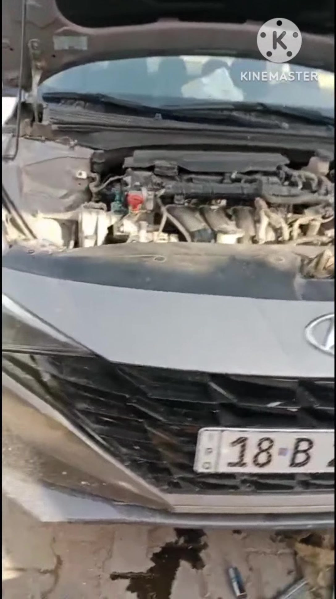 النترا 2023 نضام CVT
اجانه الزبون يعاني من مشكله❓
 عده السياره تمشي 120 وتقفل🤌🏽
 بعد متاخذ اكثر 
رايح لاكثر من واحد كايليله تبديل كير🤔
 اجانه شرحلنه الحاله فحصنه السياره والكهربائيات🔍 
وتبين عدنه الجوزات المسئوله عن ايعاز النمره واكفات‼️
 عده 2 
وتكلس بلفلتر 🤔
 تم تبديل الجوزات والفلتر🪛🔧
 والحمد لله 🤲🏼
رجعت السياره طبيعيه واحسن من الاول 💪🏼

اي أستفسار تواصل ويانه علرقم☎️ ***********
