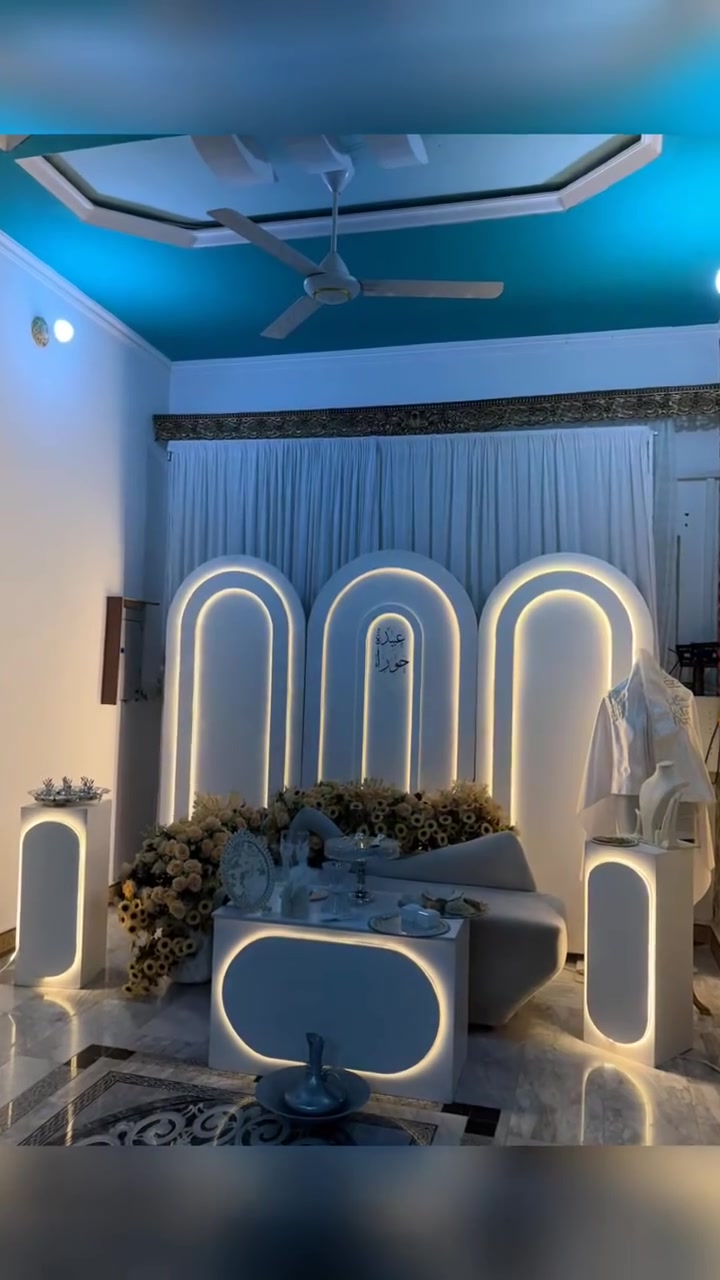 ✨ تفاصيل راقية تليق بأجمل ليلة ✨
كوشة بتصميم أنيق وتفاصيل ناعمة،
وتنسيق ورد يجمع بين الجمال والفخامة 🤍🌿

كوشات أحلام حياتك
نصمم لكم أجمل التفاصيل حتى تبقى ليلتكم ذكرى جميلة 🤍

📍ديالى
📞 للحجز والاستفسار: ***********__rosa_for_event

ديالى كنعان
