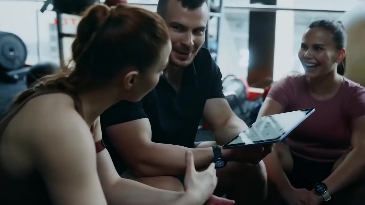 تخفيض تخفيض...بنص السعر🔥
توفر  جهاز Polar Verity Sense
الحالة:جديد✅
سعر الشركة :104$
السعر بعد التخفيض :64$ دولار فقط
قطعة واحدة متوفرة🚨
للحجز والاستفسار :خاص📩 او واتساب ***********📞

الميزات/
🔥   دقة احترافية لقياس نبض القلب أثناء التمرين ❤️🏃‍♂️
ارتقِ بتدريباتك مع مستشعر نبض القلب المتطور من Polar، المصمم للرياضيين ومحبي اللياقة الذين يريدون قراءة دقيقة ومريحة بدون الحاجة لارتداء ساعة.
✅ قياس نبض القلب بدقة عالية عبر تقنية المستشعرات الضوئية المتطورة
✅ بطارية تدوم حتى 30 ساعة تدريب متواصل
✅ ذاكرة داخلية لتسجيل التمارين بدون الحاجة للهاتف أثناء التدريب
✅اتصال Bluetooth و ANT+ للعمل مع الساعات الرياضية، أجهزة الجيم، والهاتف
✅ مقاوم للماء حتى 50 متر ومناسب للسباحة 🏊‍♂️
✅ خفيف ومريح جداً (حوالي 19 غرام) للاستخدام الطويل
✅ مناسب للجري، الكارديو، ركوب الدراجة، تمارين القوة واللياقة
🎯 احصل على بيانات نبض دقيقة تساعدك على التحكم بشدة التمرين، تحسين الأداء، والوصول لأهدافك الرياضية.
📦 جهاز أصلي بحالة ممتازة
🚀 مناسب للرياضيين والهواة وكل من يهتم بالتدريب الذكي

للحجز والاستفسار :خاص📩 او واتساب ***********📞
