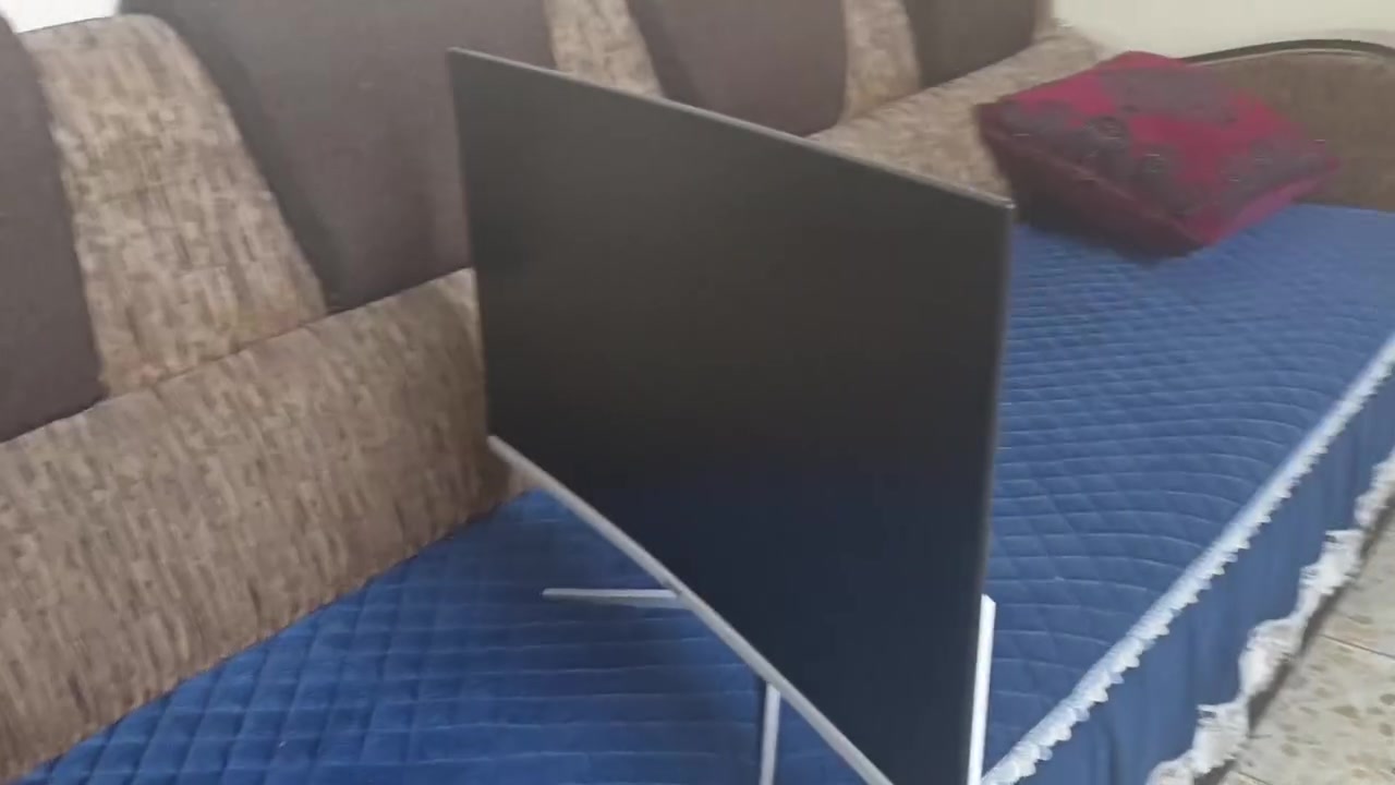 السلام عليكم للبيع شاشه شبه جديده
مكفوله من كل شي 
بسعر بلاش بلاش
موصفات
27
2k
240 هرتز
Va
شاشه سلم بدون حواف و شكل جميل
مع اغراضه و الكرتونه
الي مهتم يراسلني واتساب 
و بخدمته
مكان بغداد البياع 
توصيل بغداد فقط 
محافظات ماعندي للاسف
***********
