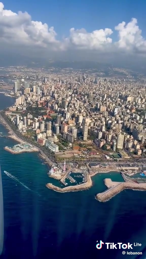 لبنان عروسة الشرق سارعو بلحجز وتسليم جوزتكم للغرض حجز مقاعدكم المقاعد محدودة 
تاريخ رحلتنا يوم 8/16
وعلى الخطوط الجوية العالمية 
فنادق خمس نجوم 
وجبات افطار مميزة 
سارعو بلحجز 
للاستفسار الاتصال على الارقام التاليه...
وتساب/***********
هاتف/***********
ابو اكرم الكلابي
