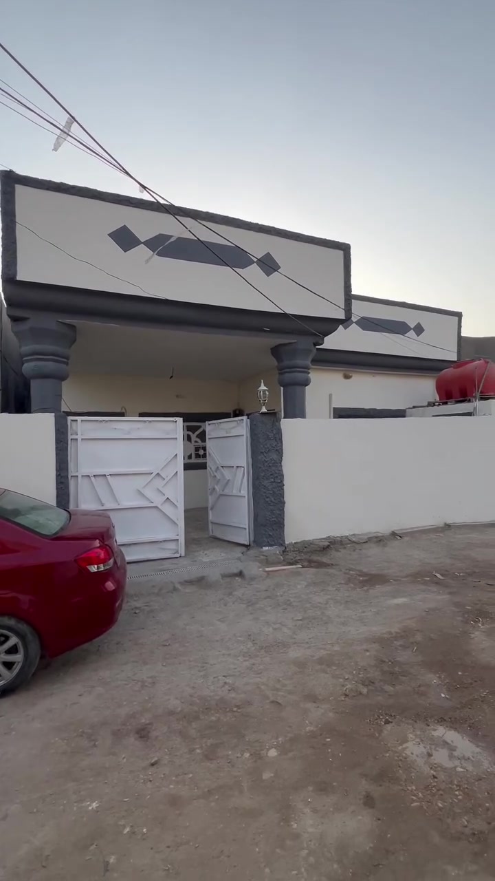 على بركه الله بيت المساحه 180 متر 
البناء بلوك ضغط 
العنوان بابل الطهمازيه التويثه 
موجوده كافه التفاصيل في الفديو. السعر 60 وبي مجال 
اكثر استفسار الاتصال على الرقم ***********
