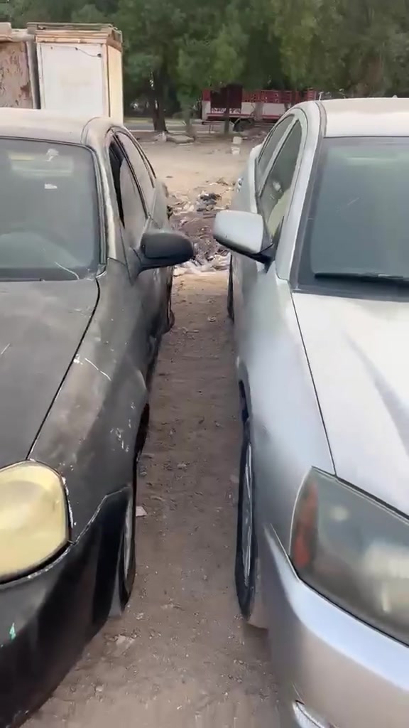 ميسي بوشي ٢٠١٠ مال مزاد وزارة داخليه كتاب مزاد بسمي اسويلك وكاله وانته ترقم معفيه كمرك ورقم شركه عامه 
بيه صبغ نص باب سايق وجاملغ بدون دواخل 
كير ومكينه وتبريد كفاله تترقم كربلاء 
سعره ب٤٩ بيه مجال 
مكان سياره كربلاء 
***********
