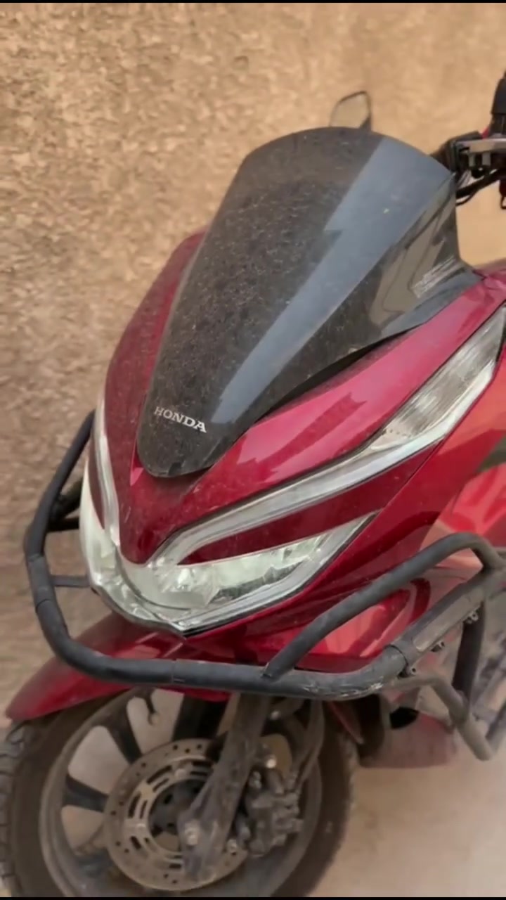 PCX • ١٥٠ • ٣٣ الف