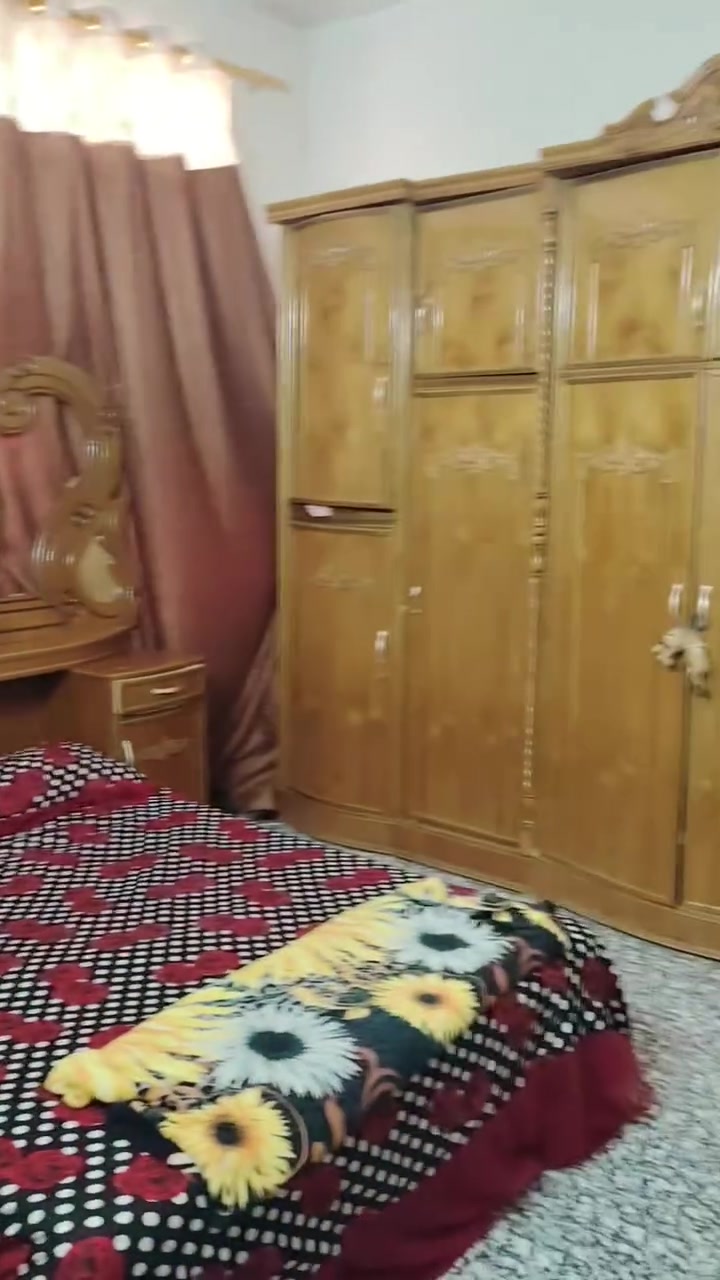 سلام عليكم بيت للايجار وللبيع البيت مساحته 250 م
العنوان التأميم قرب فلكت سلمان باك  رقم الهاتف *********** فقط واتساب كهرباء خطين مي  خطين  الي يريده يرسلني واتساب
