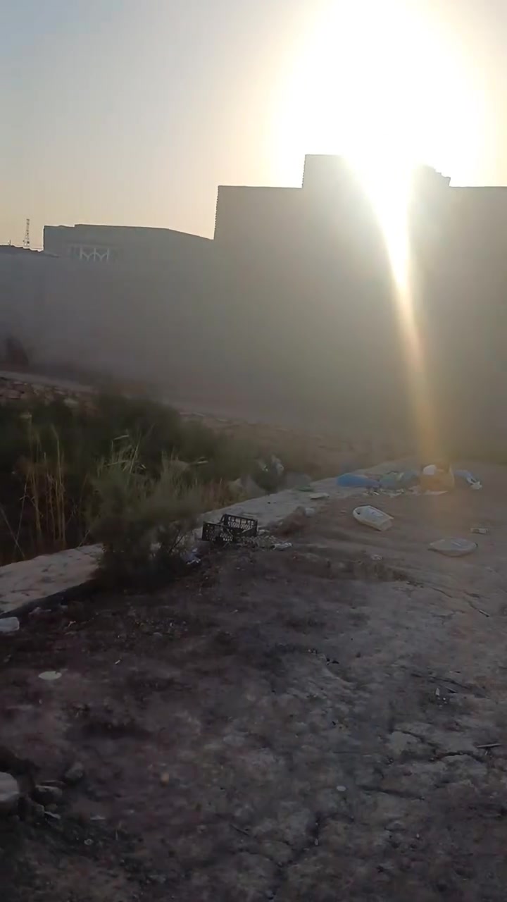 قطعه زراعي للبيع حي سيد جابر المساحه ٢١٠م واجهه ١٤م نزال ١٥م خدمات كامله ماء كهرباء مولده للإستفسار على الرقم ***********أو مراجعه مكتب الجبل البندقيه مقابيل علوه المخضر السعر ١٣ وبيهه مجال
