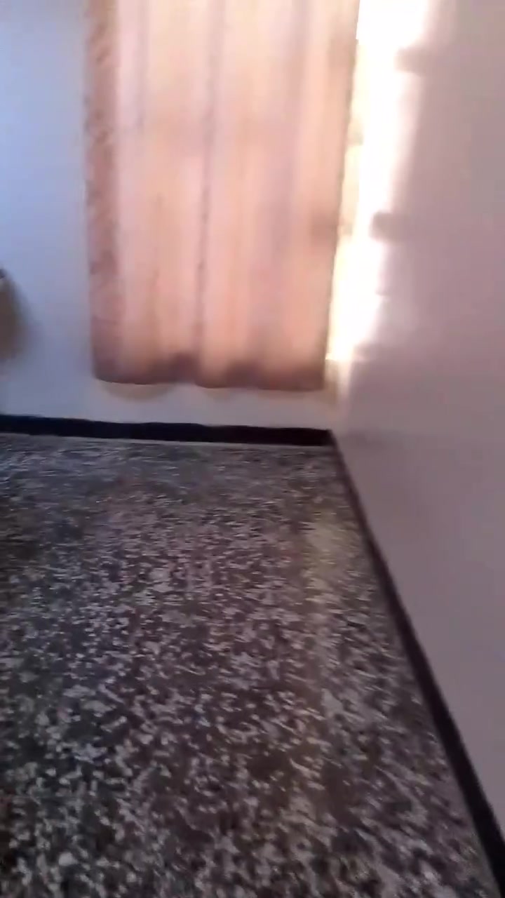 سلام عليكم بيت طابو صرف بيت للبيع بسمي مساحه 100طابقين ونص المكان زين القوس شارع ابو فضل قرب مدرسه الصينيه للاستفسار الاتصال على الرقم الموجود ***********
