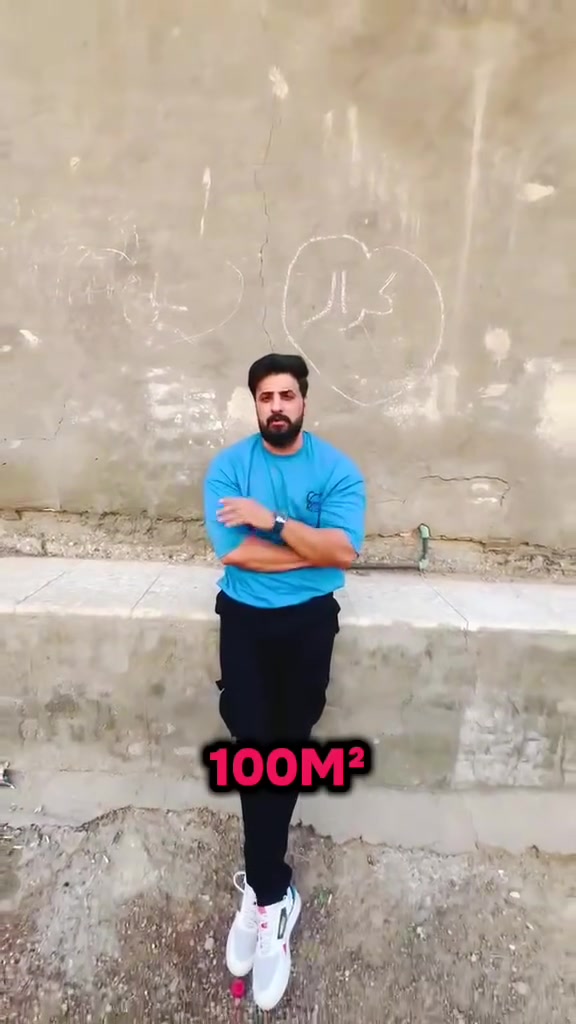 بيت زراعي للبيع اقرار محكمة سند ٢٥ 📝

📍حي الاعلام الزراعي شارع السراميك 

مساحة/١٠٠ متر 

طابقين كونكريت مسلح

الطابق الاول .

غرفه (١) 
صاله 
استقبال 
مطبخ حار بارد 
صحيات داخليه وخارجيه 

الطابق الثاني.

صاله 

سطح 

غرفه (١)ما مسكوفه 

السعر (٥٢) مليون قفل 

📞 للاستفسار والتواصل: يمكنكم المراسلة عبر الخاص، أو الاتصال/واتساب على الأرقام التالية: 👤 أستاذ حسين: *********** 👤 أستاذ مثنى: ***********

📍 عنوان المكتب: نزلة الجسر - من جهة الجربوعية - مقابل مجمع صادق آل مطشر. ✨ مستعدون لعرض كافة عقاراتكم وتسويقها بأفضل صورة.
