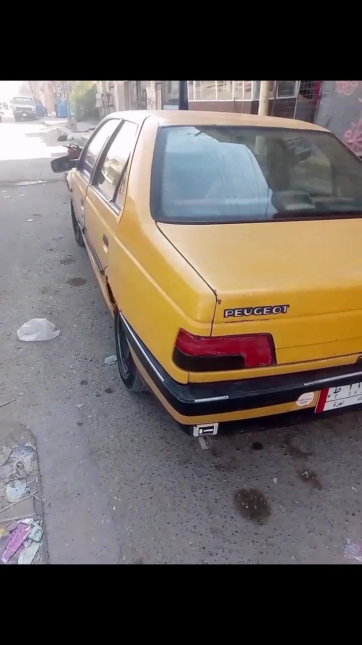 بيجو405سنويه منتهيه2019راعيه بل حله ما واصله ابيع صرقه وعشاير سياره جهزه تخم تاير كير مكينه تبريد وي سويج سياره خير من الله رقمه الماني سنويته عضم عاج مكان سياره ناصريه مركز***********السعر15ورقه وبيه مجال
