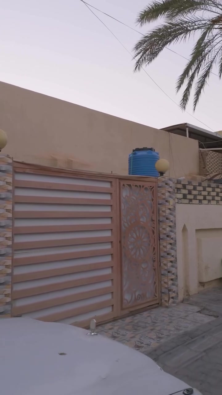 النجف حي الجمعية • ٢٤٠م² • ٣ غرف