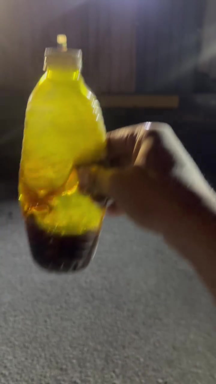 منتوج احمر وسط
واصل رصافه فقط 
***********
