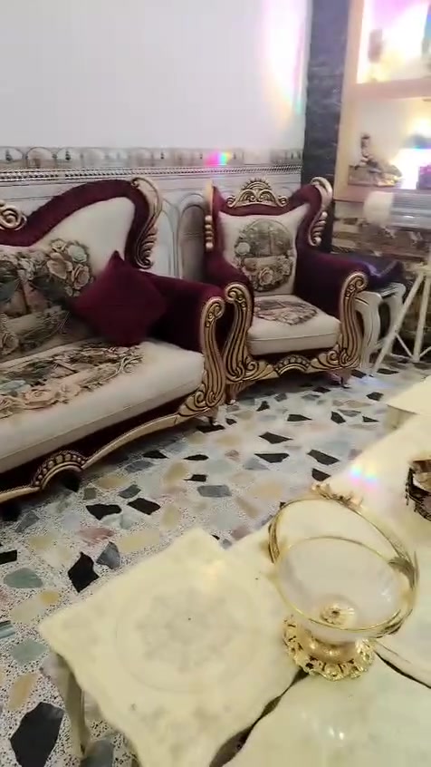 ١٠ مقاعد • درجة أولى • بلوك أسود