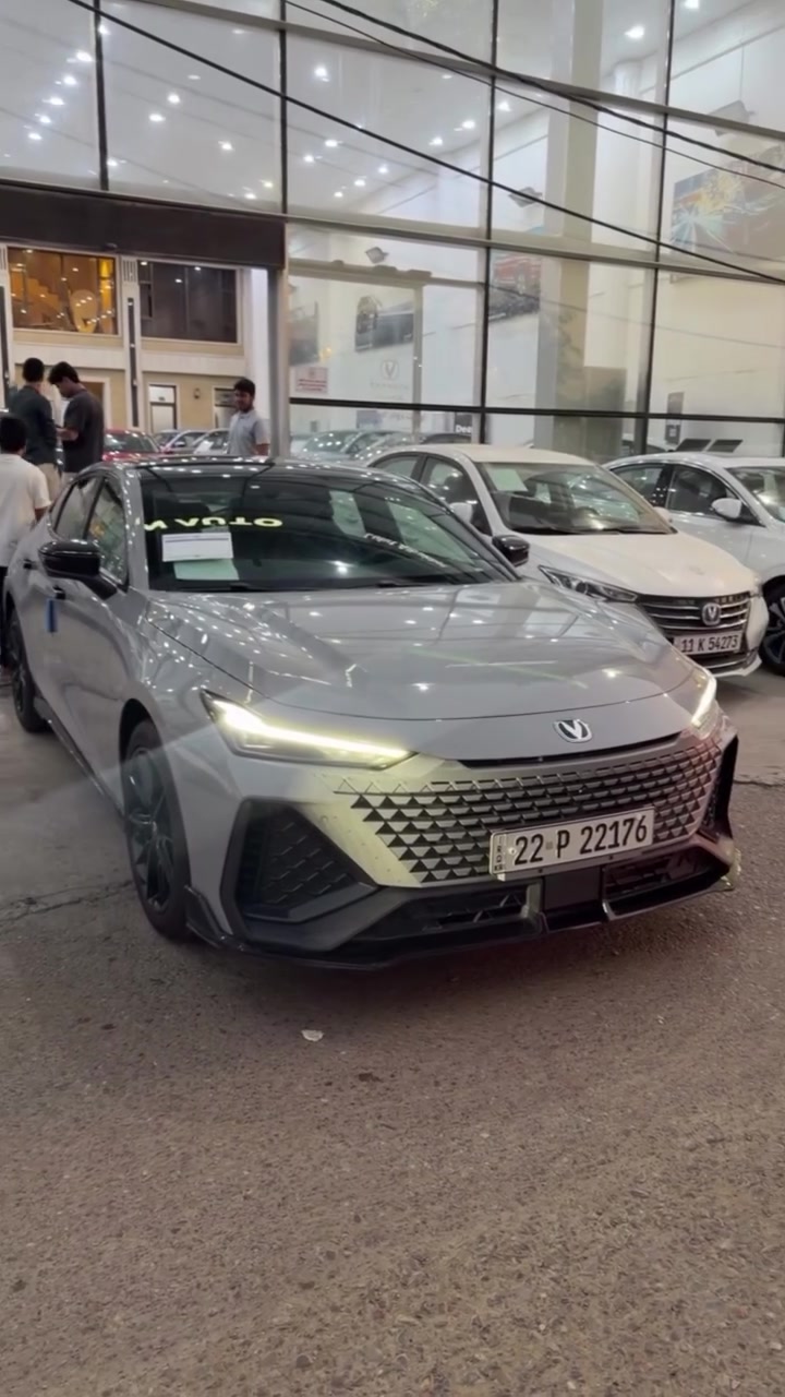 السلام عليكم عندي شانجان يونيفي موديل 2026
ماشيه 7000km
بيهه فقط جاملغ الخلفي 
190$
للاستفسار 
***********
سياره فول 1/1
