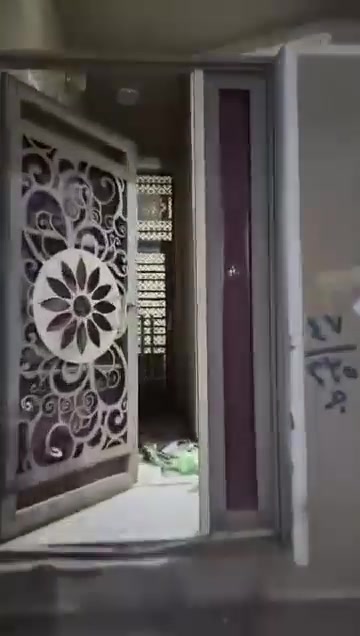 حي الكرار • ٥٠م • طابق ونص