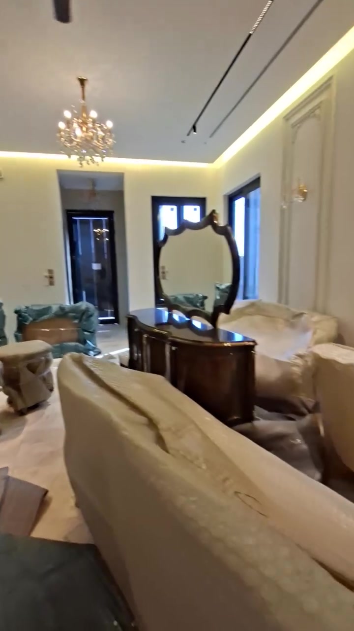 التصويرقبل التنظيف 
إيليا الخيار الافضل في تنظيف منزلك
مدينة قلعة سكر حي المعلمين 
الموقع من إبداع الفيض الهندسي للبناء 
المباشرة بأعمال تنظيف منزل من قبل كادر شركتنا المتميز والمحترف
***********
***********
