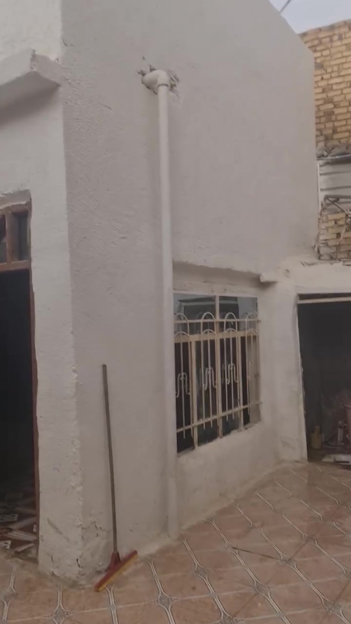 بيت للبيع • ٢٠٠م • نادر الثانيه كراغول