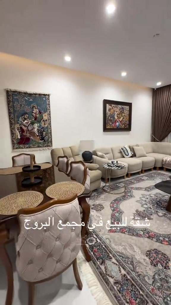مع الاثاث باطلالة مميزة وسعر مناسب جدا 🏡 *********** #عقارات_بغداد #استثمار_عقاري #مجمعات_سكنية #عقارات_راقية #بوابة_كلكامش_العقارية 

