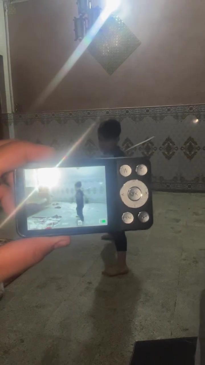 السلام عليكم كامرتين للبيع 4k تصويرها كلش حلو السعر 40 الف مع التوصيل.  ملاحضة التوصيل جميع محافظات. العراق🩵 واتساب ***********
