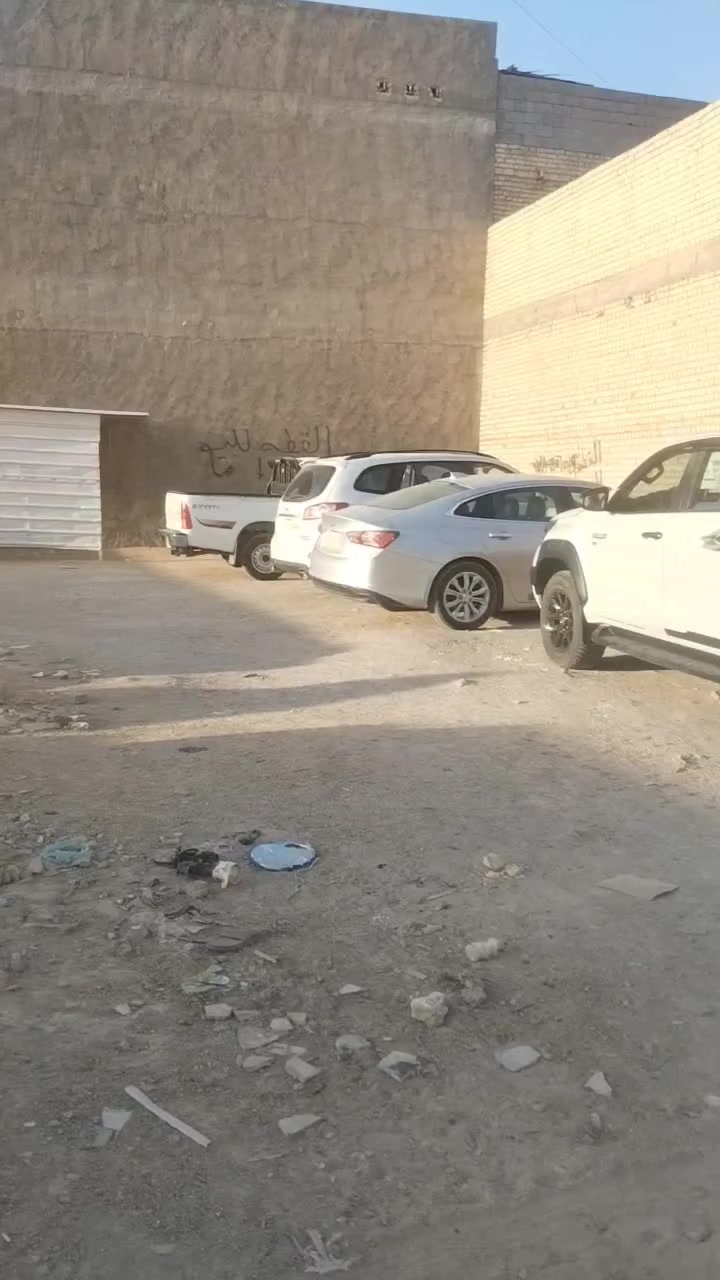 قطعه للبيع في حي العسكري قرب ٢٧٠ دار

المساحه ٢٤٠ متر ركن تصلح قطعتين كل قطعه ١٢٠ 

للاستفسار أكثر مراجعه مكتب المعالي للعقار حي العسكري أو الاتصال على الرقم ***********
