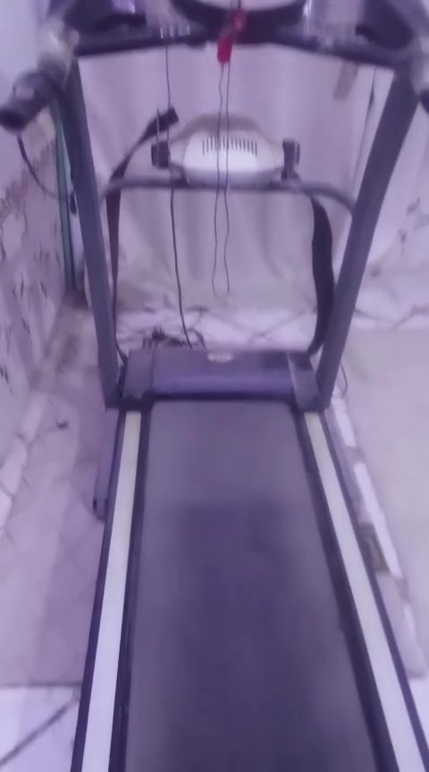 جهاز جري مستعمل اصلي  للبيع باله جهاز نظيف شرط الشغل جهاز جري جبلي +جهاز تدليك الاتصال او المراسله ***********
