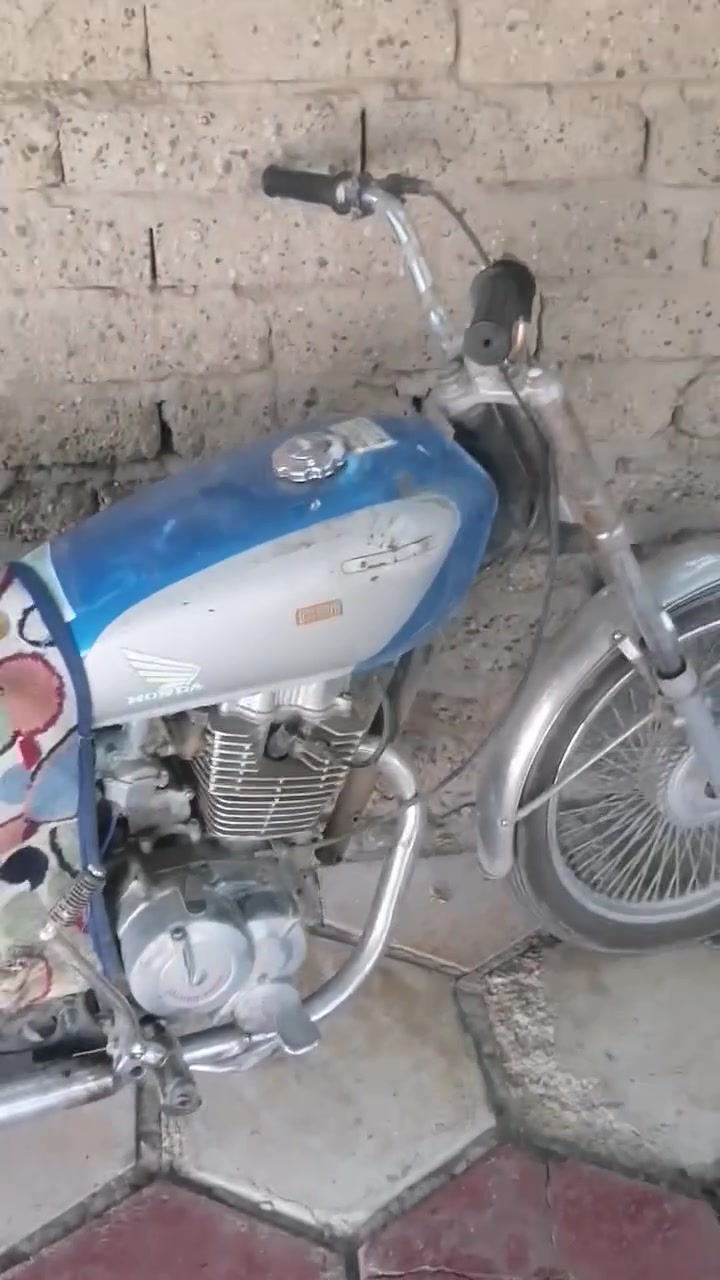 تفاصيل داخل المقطع ***********
