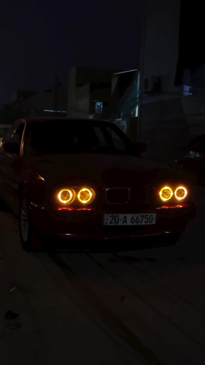 السلام عليكم 
صلوات ع محمد والي محمد للبيع متوازي ع فلوس
BMW 535مفتوح كير عادي 
السياره ستوها طالعه من الفرن صبغتها كدامكم بلتصوير واضحه
السياره بعدها لسه ما مبولشه 
لايتات ام الأسوار 
داخلها كله جلد اسود وبلنص رصاصي
السياره عوزها شغلات كلش بسيطه 
شلعه وحرك تاير مو طبيعيه السياره وحشه بلشارع
تخم تاير جديد
حداديه جديده
ويل قياس 16لا عواج ولا لحيم 
السياره بلنجف 
وعارضها ب45وبيها مجال حك الجيه
السياره بسمي مداور ثاني يوم 
سنويتها لل28
رقمي ***********
