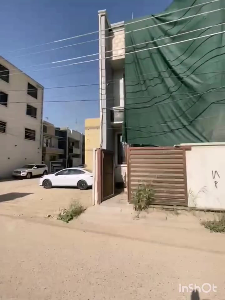 بيت للبيع ما شاء الله يخبل بدون دلاليه اني صاحب البيت مستعجلين  على البيعه كلش
