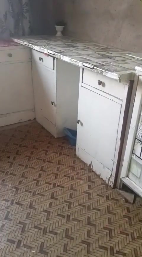اثاث بيت للبيع سعر مناسب الشراي يتصل ***********
