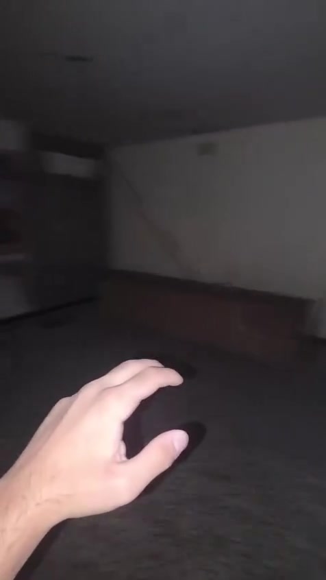 🏡🔥 شقة للإيجار في حي الإعلام – للعوائل فقط 🔥🏡

📍 الموقع: حي الإعلام

🏢 الطابق: الثالث

📏 المساحة: 125 متر

🏠 تفاصيل الشقة:
✔️ 3 غرف نوم
✔️ حمامين
✔️ شرقي وغربي
✔️ بناية مخصصة للعوائل

💰 بدل الإيجار: 350 ألف دينار عراقي فقط شهريًا 🔥

📞 للاستفسار والمعاينة:
حمزة بن علي
***********

🏠 لدينا عروض أخرى للبيع والإيجار، ونستقبل عقارات المالكين الراغبين بالبيع أو التأجير.

🏗️ كما نعمل في جميع أعمال البناء والترميم والمقاولات، من البناء إلى التشطيبات والترميم.

#حمزة_بن_علي
#شقة_للإيجار
#حي_الإعلام
#إيجار_بغداد
#عقارات_بغداد
#شقق_للإيجار
