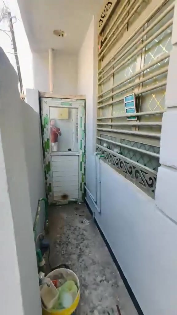 🏡 بيت للإيجار في منطقة تل محمد

🛑 يحتوي على 3 طوابق
🛑 4 غرف نوم 

📌الطابق الاول: 
✅مطبخ 
✅صالة
✅غرفة نوم
✅خدمات 

📌الطابق الثاني: 
✅غرفتين نوم 
✅خدمات

📌الطابق الثالث: 
✅غرفة نوم 
✅سطح 

📍العنوان: بغداد- تل محمد
 
💵 الايجار الشهري 650 الف 

للاستفسار الاتصال: 
***********

عنوان المكتب:  
زيونة- محلة 710 شارع مدرسة بدر الكبرى
