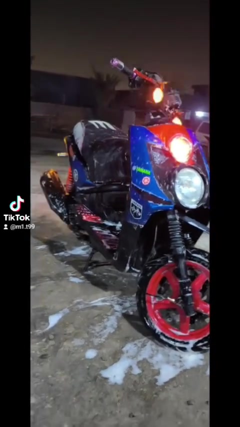 سلام عليكم سكنس بلادي مشالله كدام عينك من لبجم اشاير 🔋
لايت عالي وناصي♻
بيها شقلات تزويد ودراجه حلوه تخبل 
ذيل موجود مالتها هوا ول هلال ول واقيه مال قبلق كلجات كلشي موجود بيها 
 للبجم ختم واحد بحالت لوكلاله كفرات ختم واحد كدام عينك مكينه خرسه 
شلعه ومعدل تشك لكاع تجي تفحص وتاخد 
*********** واتساب اتصال كلشي بي 
مكاني الانبار فلوجه 
ادمن وافق🩵🙂
