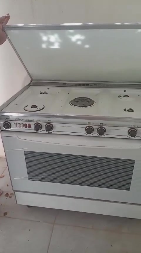 السلام عليكم يوجد اغراض منزل للبيع السليمانية واتساب ***********
