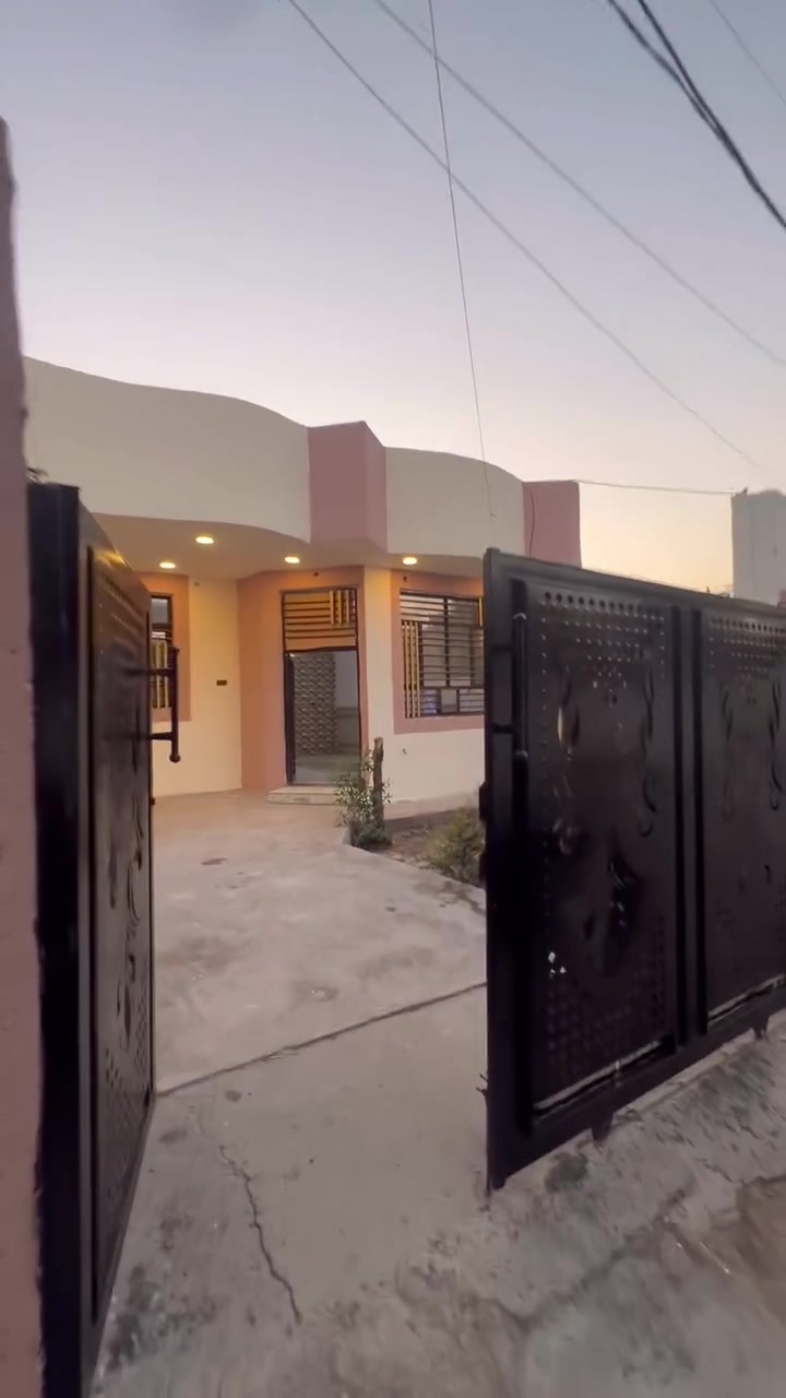 دار 216 متر الدوره هور رجب  قبل الروائي
البيت مثل ماواضح ب التصوير 

***********
