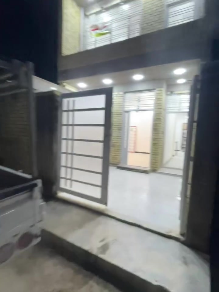 السلام عليكم بيت 100 متر زراعي سند 25 بي قرار محكمه الكرغوليه مقابيل ماركت الهدى بناء جديد رفت بناء طابوق
 ماء كهرباء خير من الله مقابيل المدارس الكرفانات ***********
