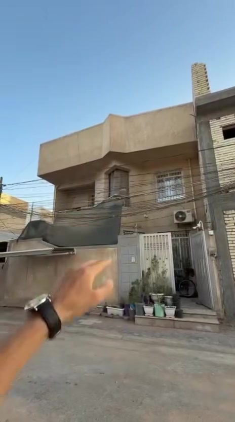 العنوان كربلاء شارع الإسكان بيت مساحته١٣٥ متر سعر مناسب.  ***********.  ***********

