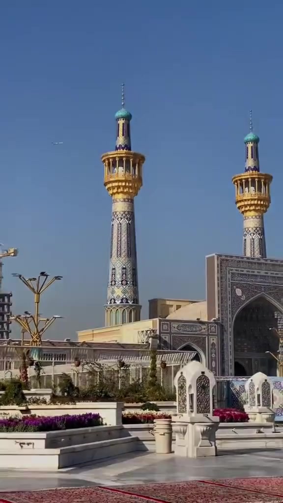 رحلة من قضاء الشامية الى قم ومشهد  الإمام الرضا 🕌
النقل بري أفضل الباصات vib  🚍🚍 
الموعد : يوم ١٠/ ١٠ /٢٠٢٦ المصادف يوم سبت ☀️
مــدة الرحلة ١١ يوم ، ٤ ايام في قــــم و ٥ أيام في مشــــهد 
الرحلة تشــمل مزارات دينــــية وسياحية داخل قم ومشهد 
للتفاصيل : *********** او التواصل مع بريد الصفحة
