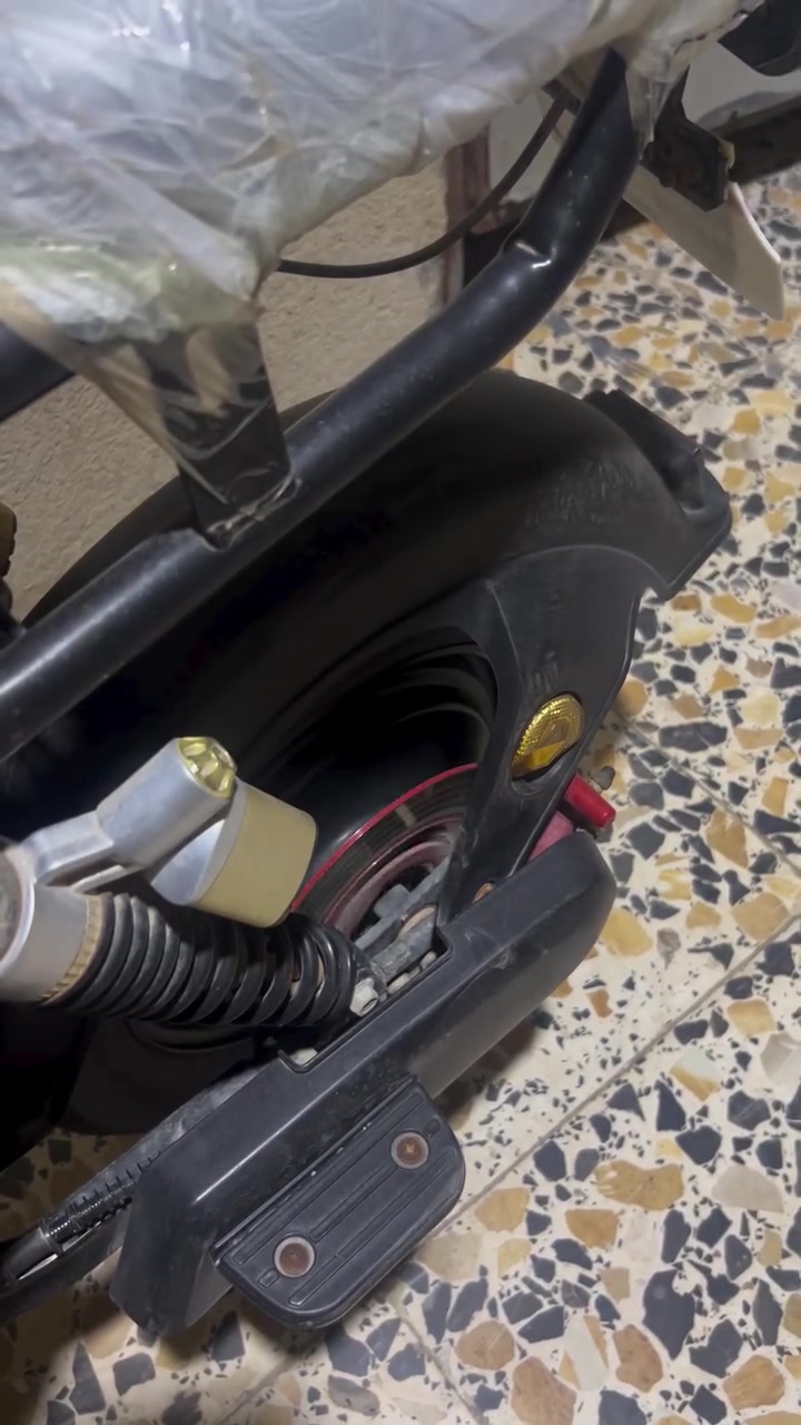 سلام عليكم شحن موديل 5 يمكن بطاريات رادله سعره 150 مكان بصره ***********
