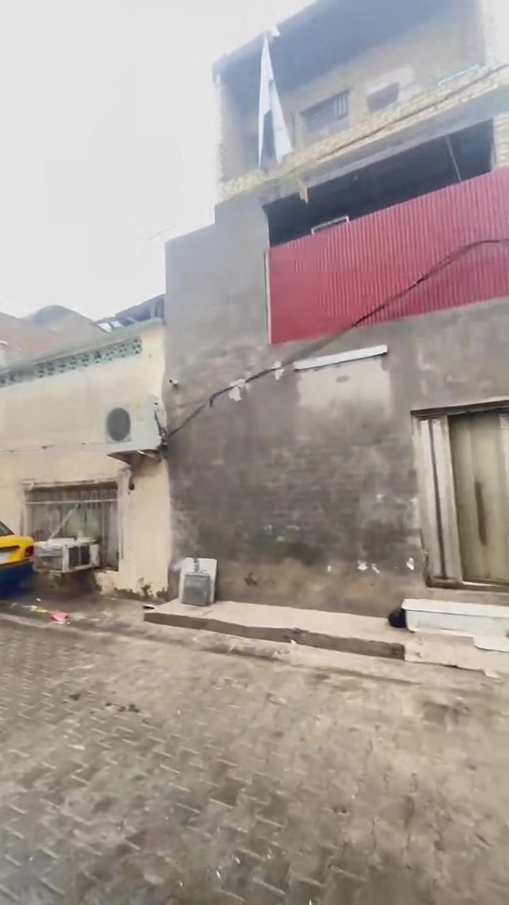 نص قطعه للبيع المساحه (55) متر قطاع (73) طابقين مسلح بناء حديث السعر 90 مليون وبيه مجال الاستفسار والاتصال 
***********

