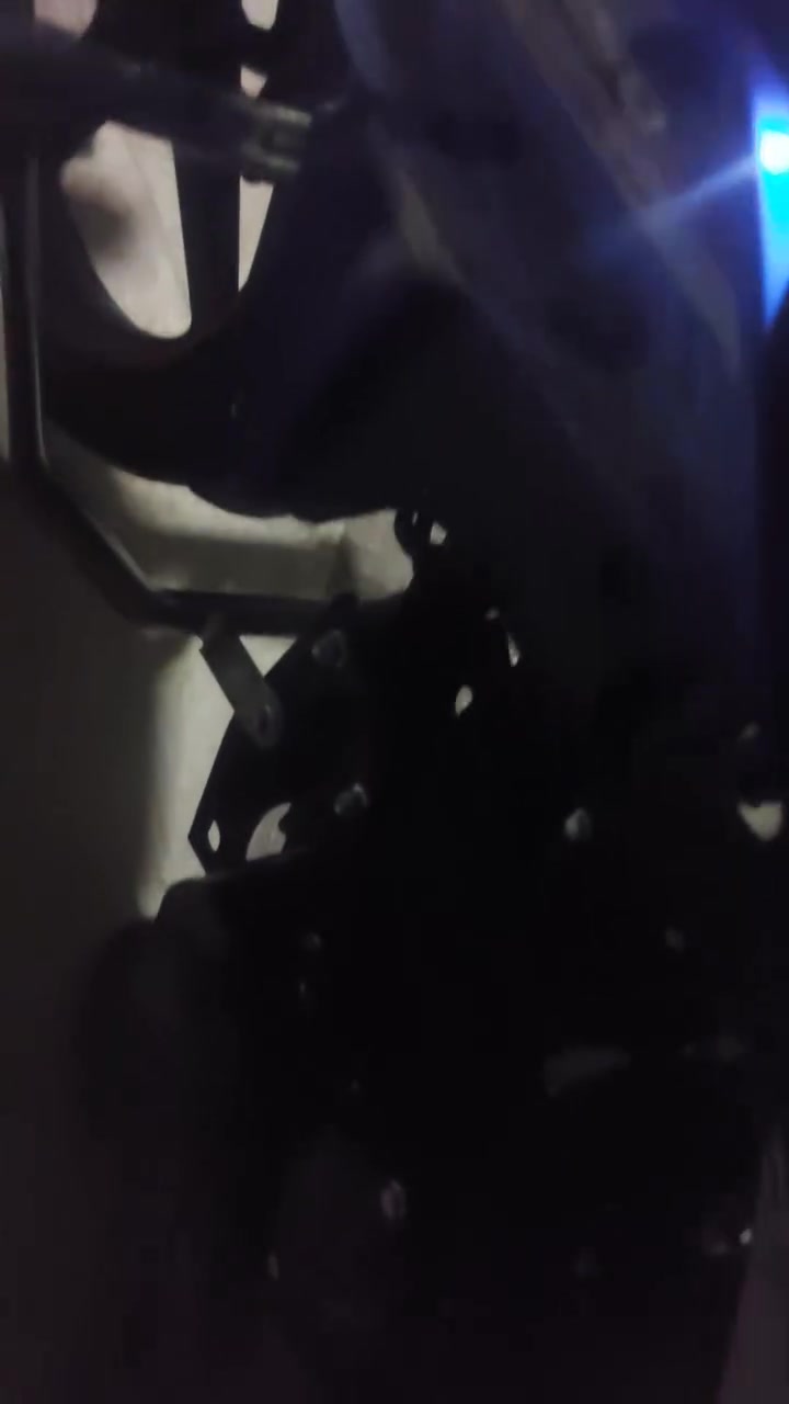 السلام عليكم دراجه هاوجي موديل ٢٠٢٣ مسجل لوحات دراجه نفضيه ومرتبه بيها ملاحضه وحده الاستفسار تواصل على الرقم :***********
تايرات كهربائيا كله شغال مابيها نفص ابد 
السعر ١٦
