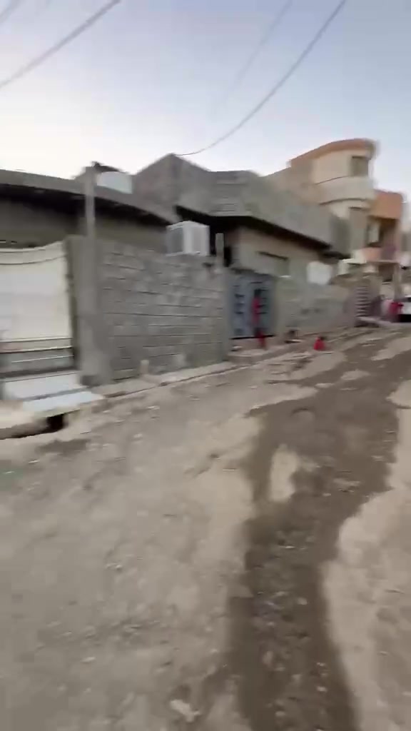 بيت للبيع قوسيات حي الزيتون مدخل اسواق ابو علي مساحه 150 م سند زراعي 25 سعر 60 وبي مجال===***********====***********
