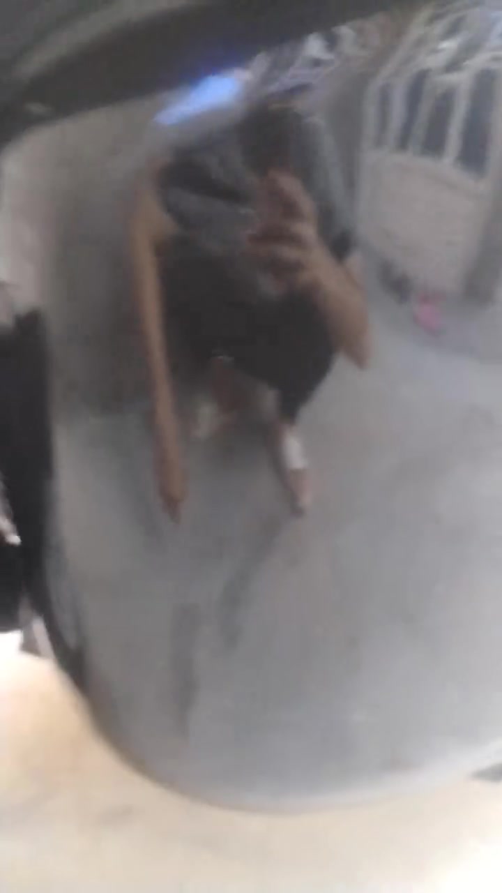 السلام عليكم تكتك للبيع موديل 20 رقم انكليزي بغداد اسمع الفيديو وخابرني ولتكلي شبيهه مابيهه موضح كلشي بالفيديو مكاني كاطون الرازي السعر اتصل ***********

