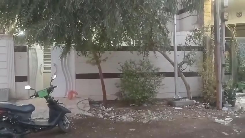 بيت للايجار منطقة الكاظميه العوينات مقابيل مستشفى الكاظميه التعليمي مساحة ٩٠ متر جديد ويا سبالت ومروحات ومطبخ جاهز السعر مليون و٤٠٠ وقابل للتفاوض
