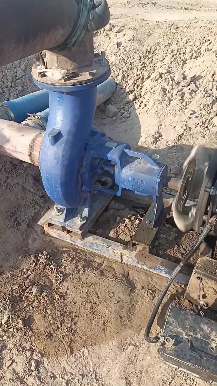 محرك • افيكو سوبر • خنزيره ٨×٨