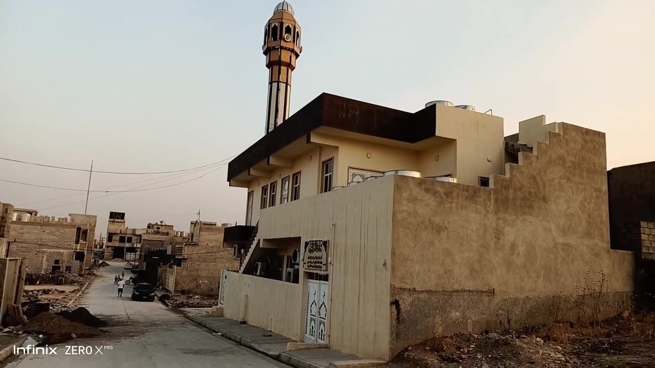 فرصة شرائية ارض للبيع سكنية طابو زهور سند سكني 2026 مساحة 200 متر 10*20 اتجاه قبلة السماح الثانية ال 24 خلف محطة المشاعل ونهاية البلوك عن شارع 60 الحولي  الارض مرتفعة ومقابلها جامع البر التواب وكاملة الخدمات جاهزة للسكن 
سعر ال 200 متر 80 مليون قفل 
سعر  نصف الارض 41 مليون 
التواصل مع صاحب القطعة ***********
